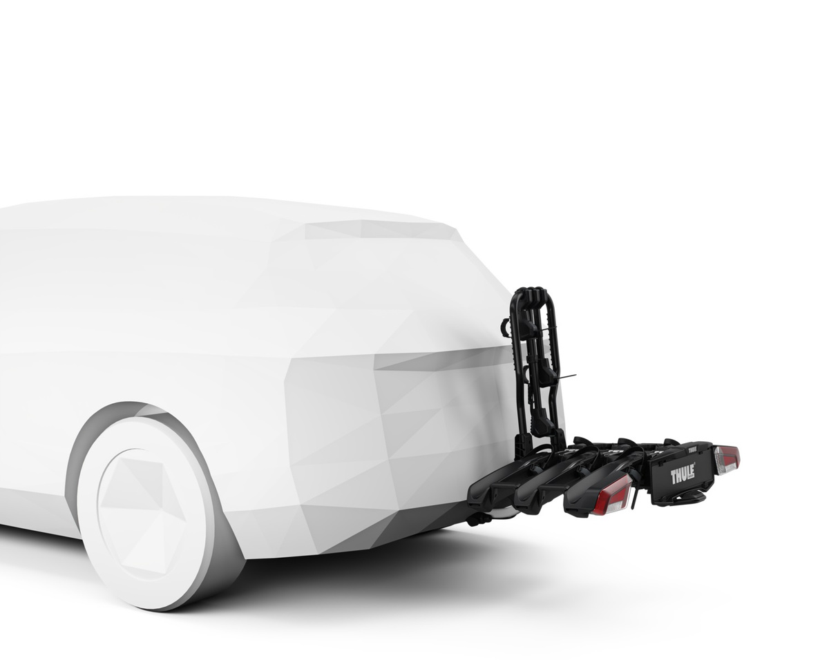 Bagażnik z boxem do przewożenia sprzętu