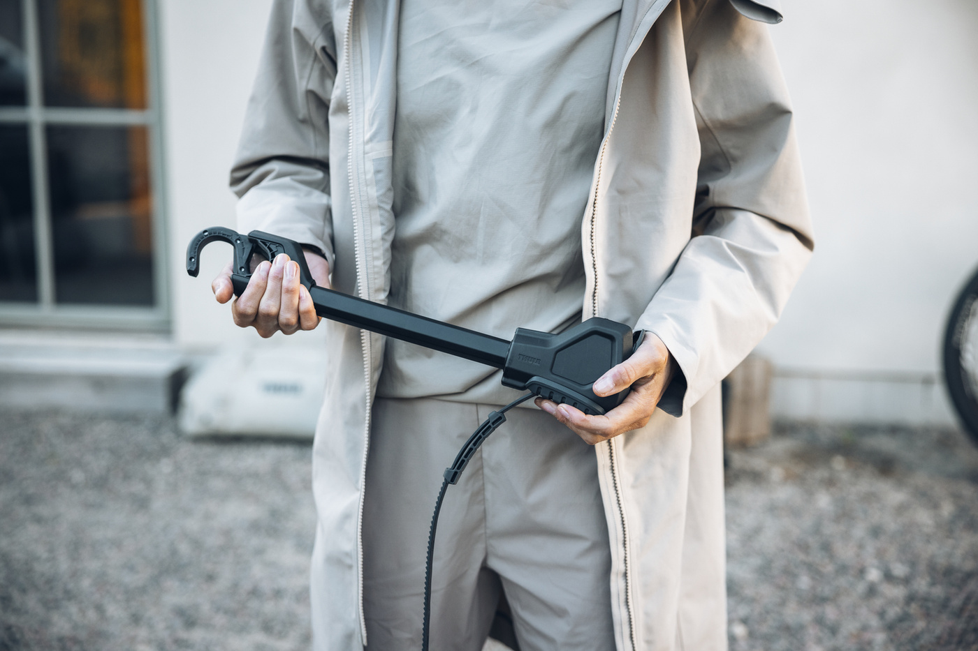 Bagażnik rowerowy z boxem 300l na hak Thule EasyFold 3 944100 + Onto 2