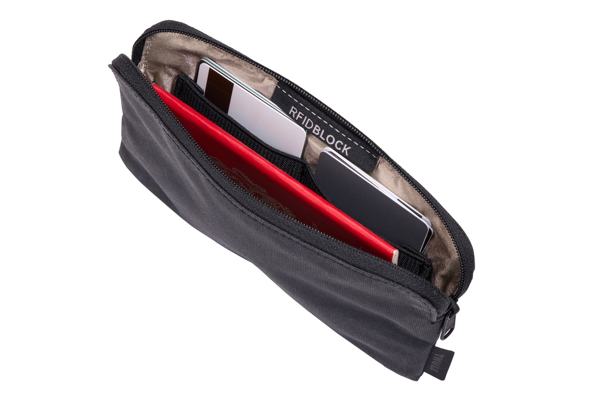 Thule Aion Travel Organizer - Black