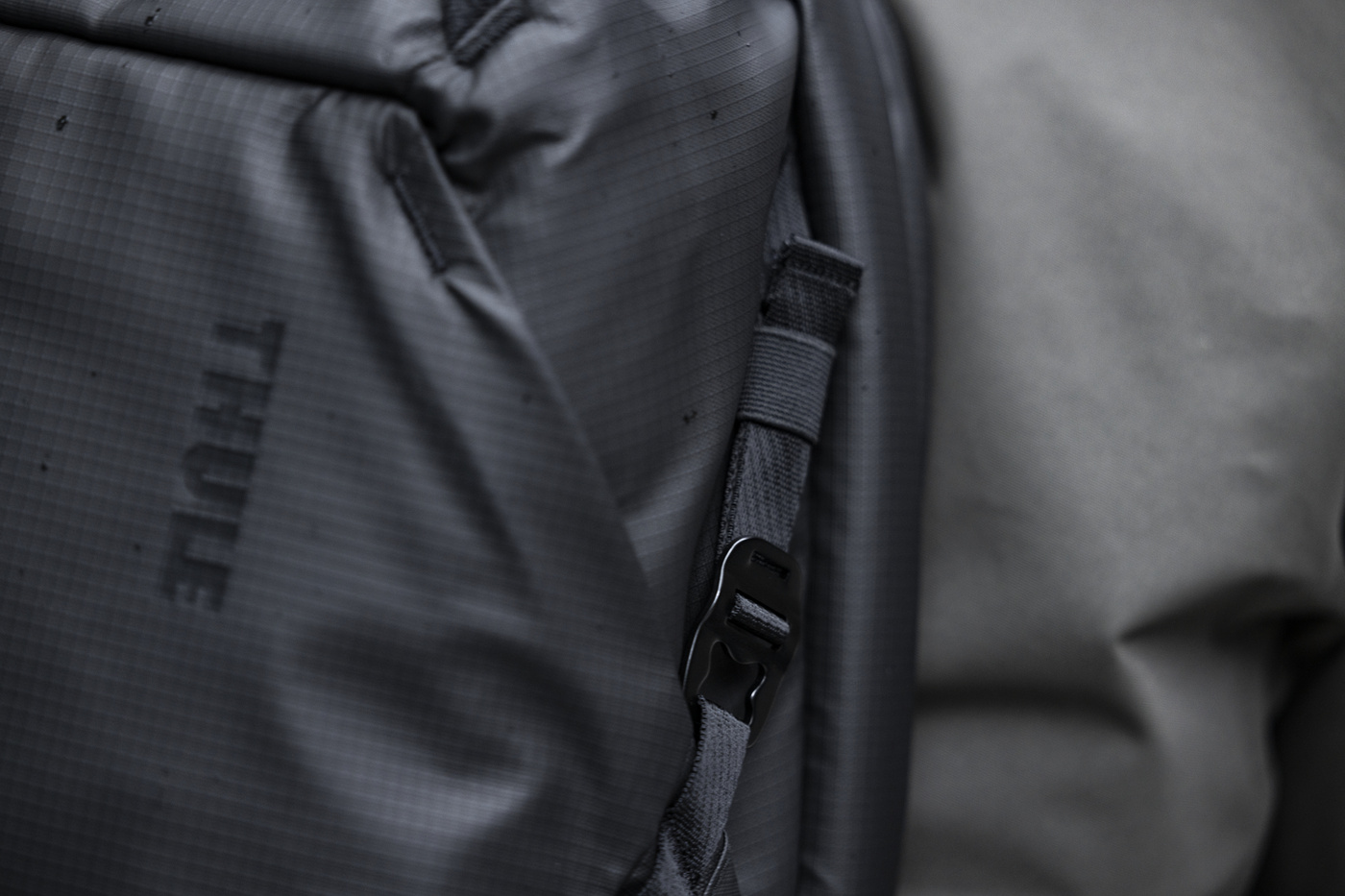 Plecak antykradzieżowy Thule Tact Backpack 16L - Black 3205292