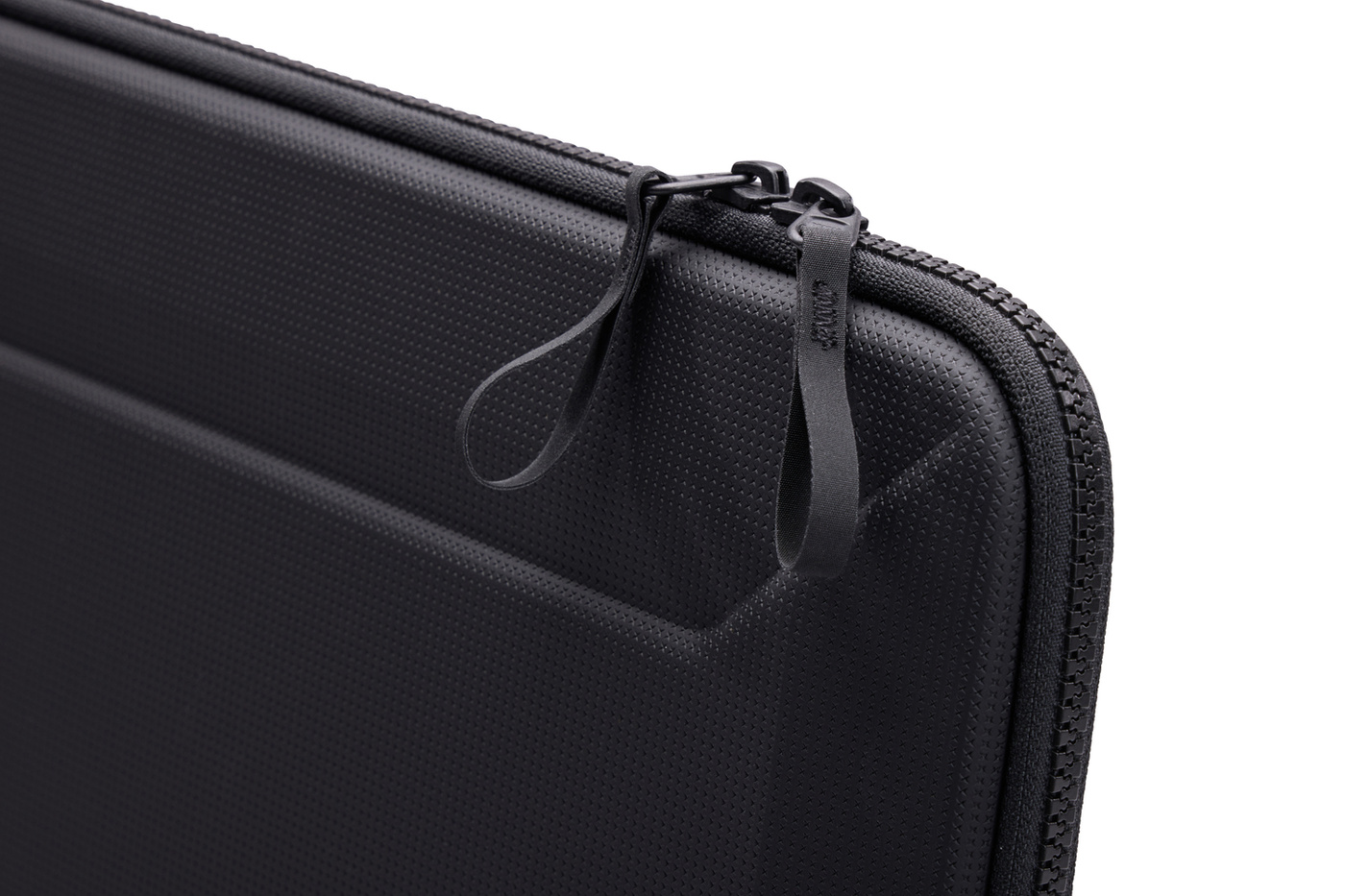 Sztywne etui Thule Gauntlet Czarny 16 do MacBook Pro | 3205412