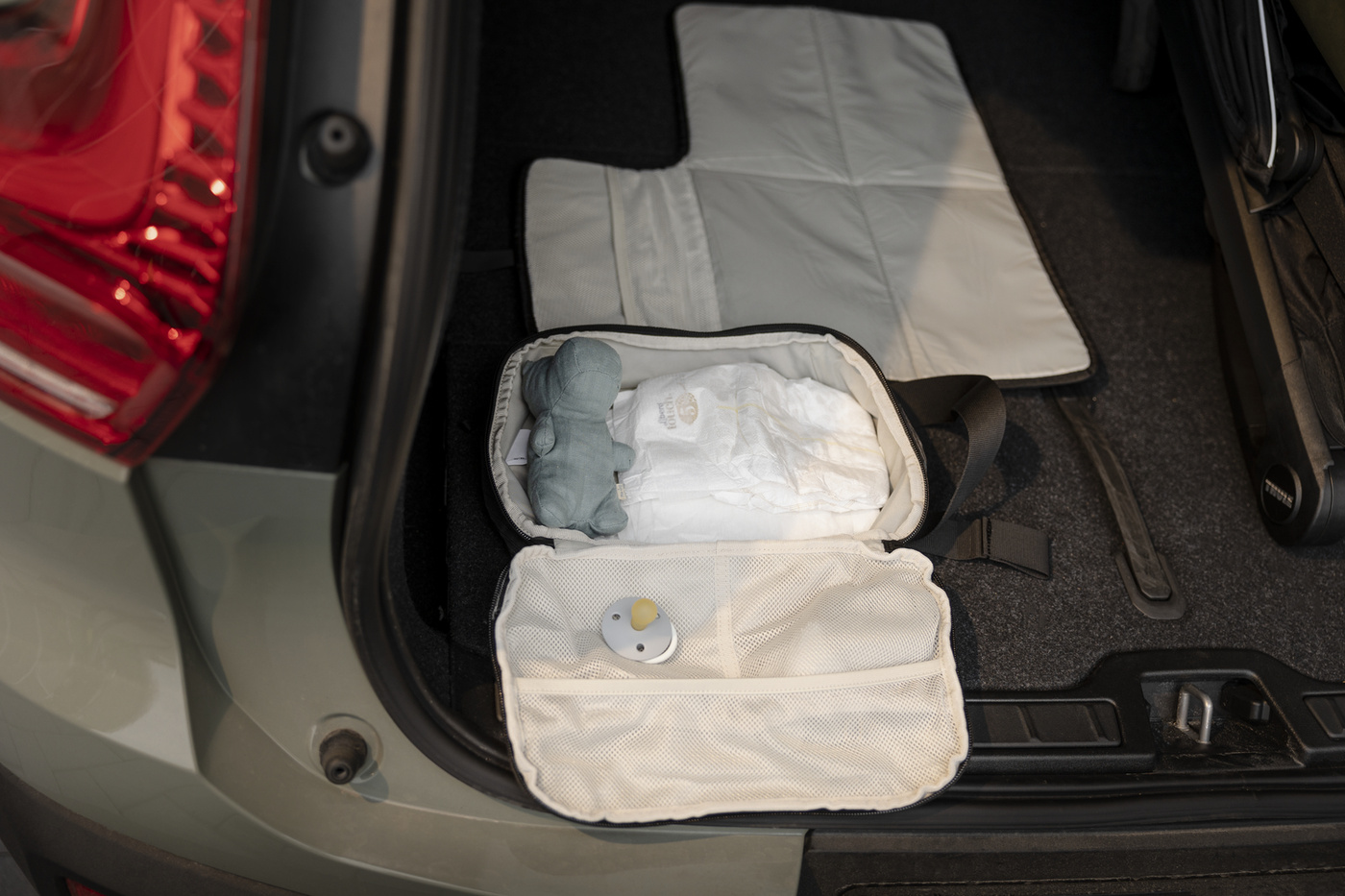 Thule Changing Backpack Black - plecak do przewijania | 11200360