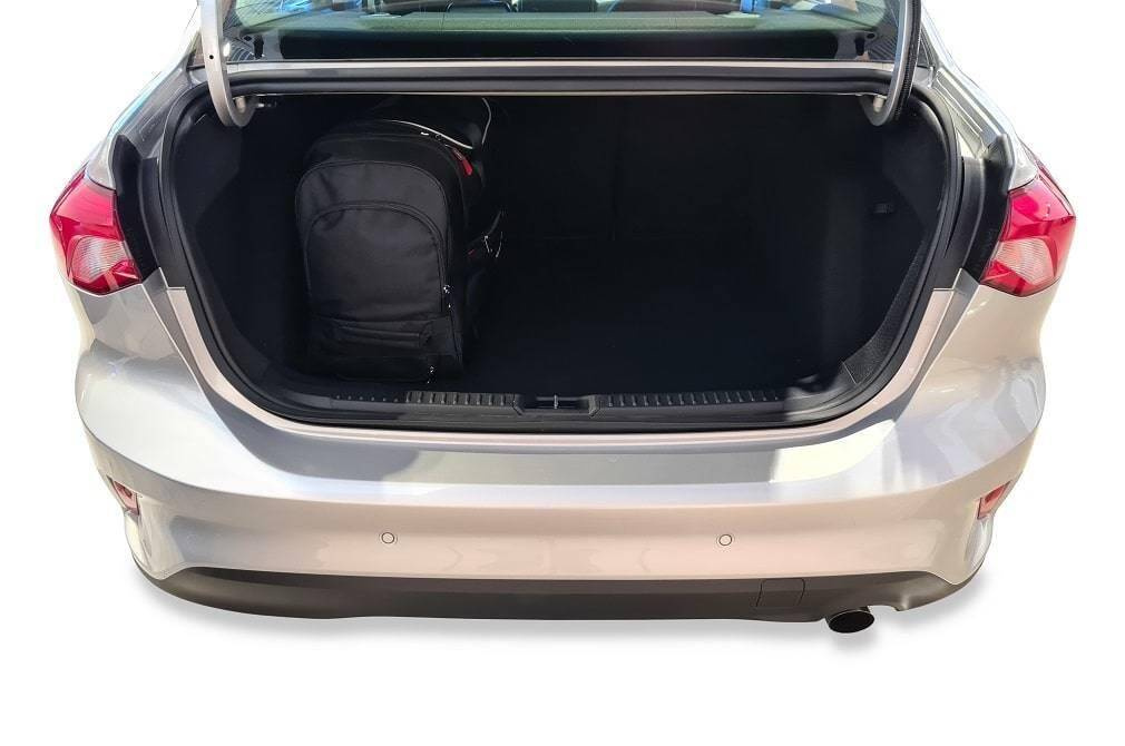 FORD FOCUS LIMOUSINE 2020-2021 TORBY DO BAGAŻNIKA 5 SZT