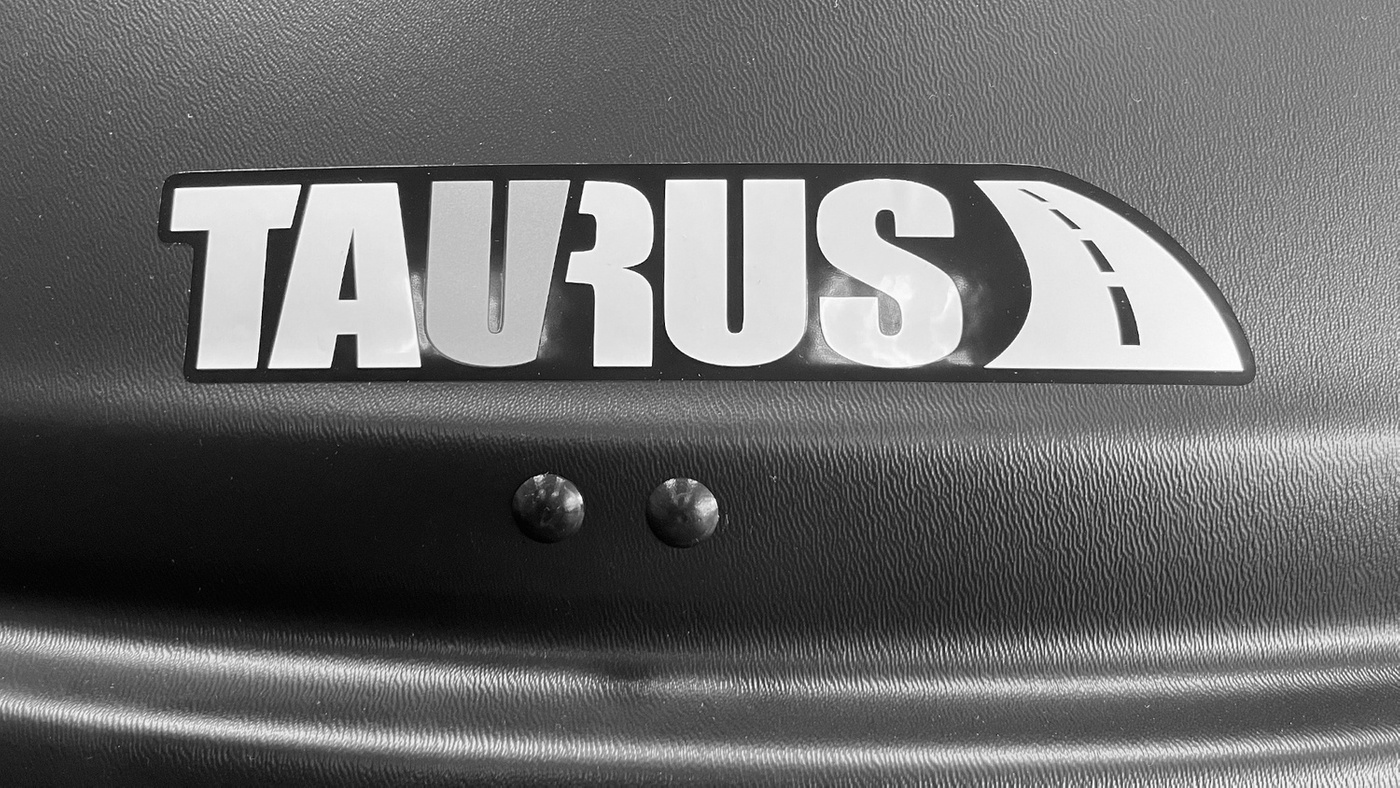 Taurus Xtreme 400 Czarny karbon