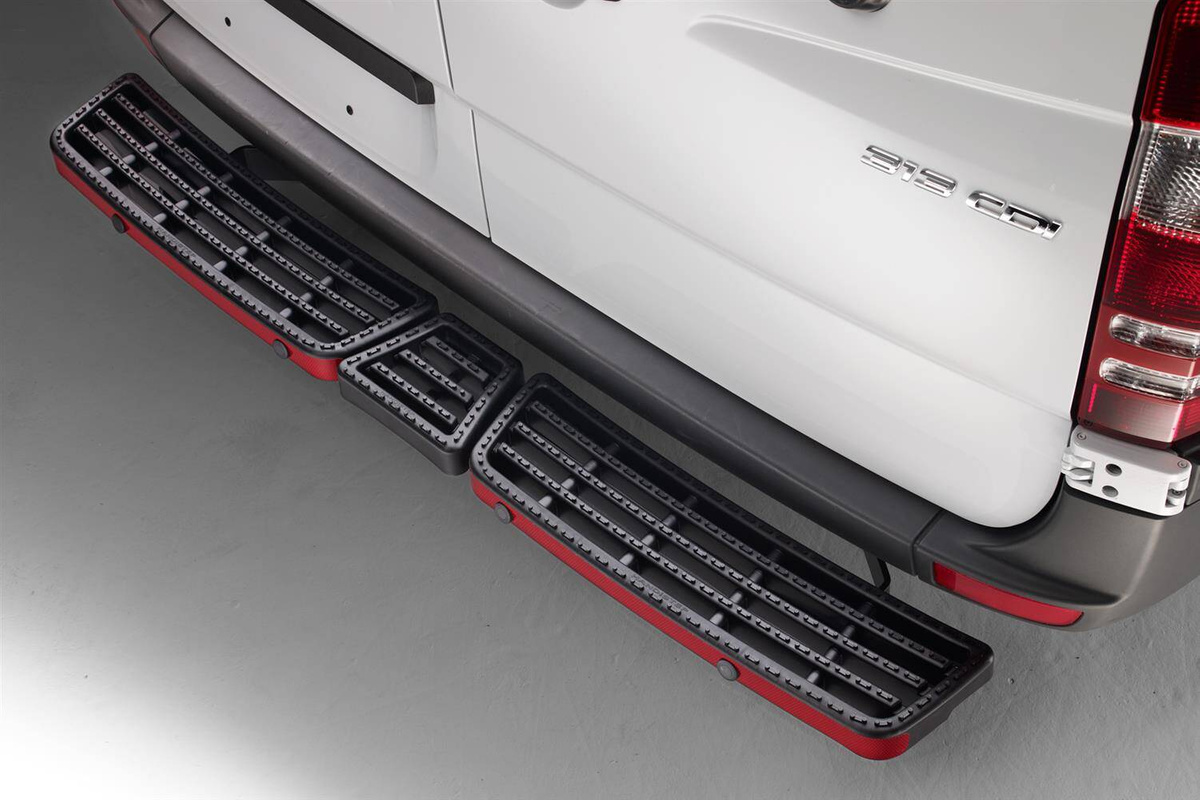 Tylny stopień dla aut dostawczych Rhino AccessStep SS327BOE