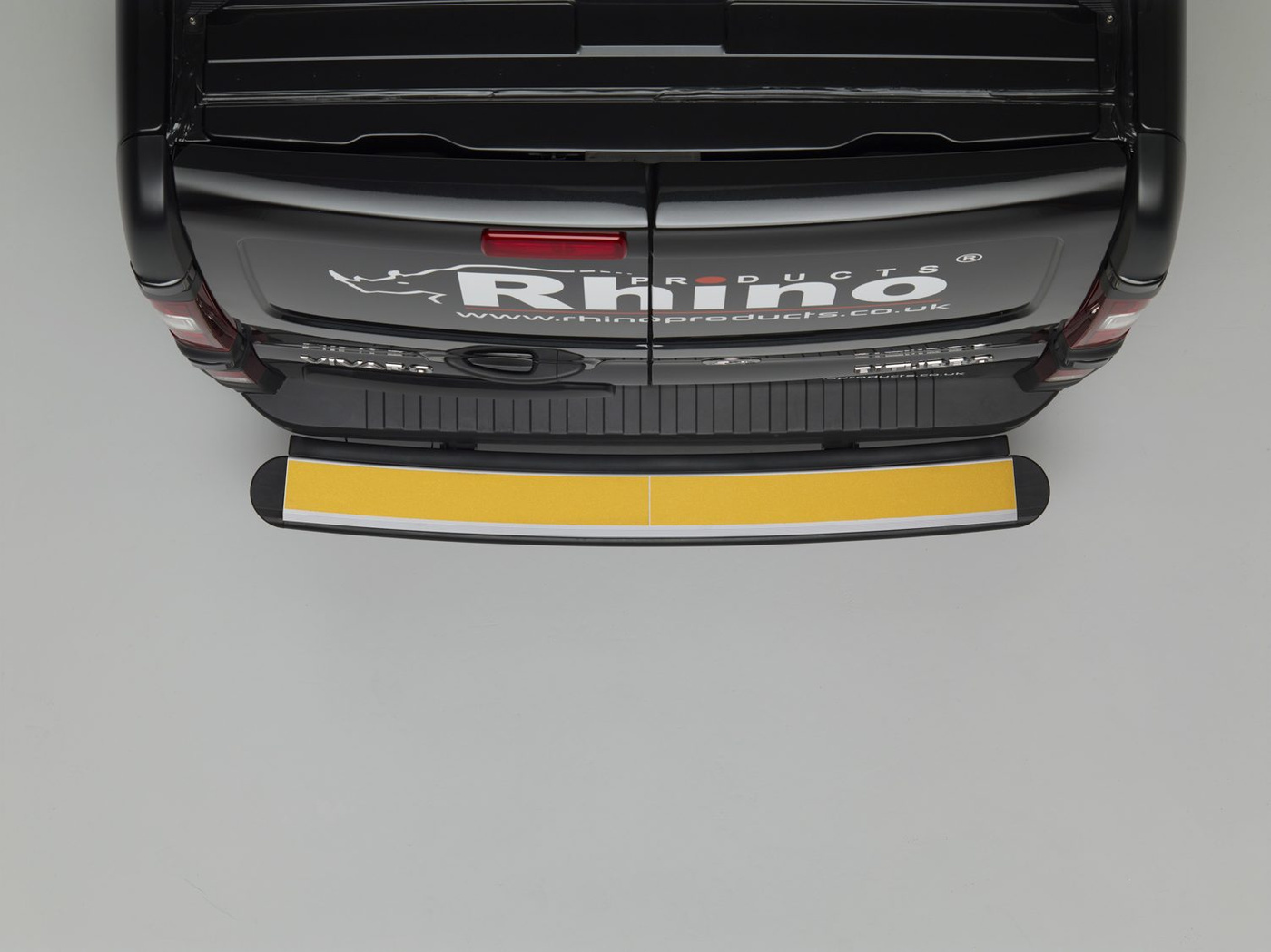 Tylny stopień Rhino Impact Step IMC11 Connect + Peugeot Boxer 2018-2021