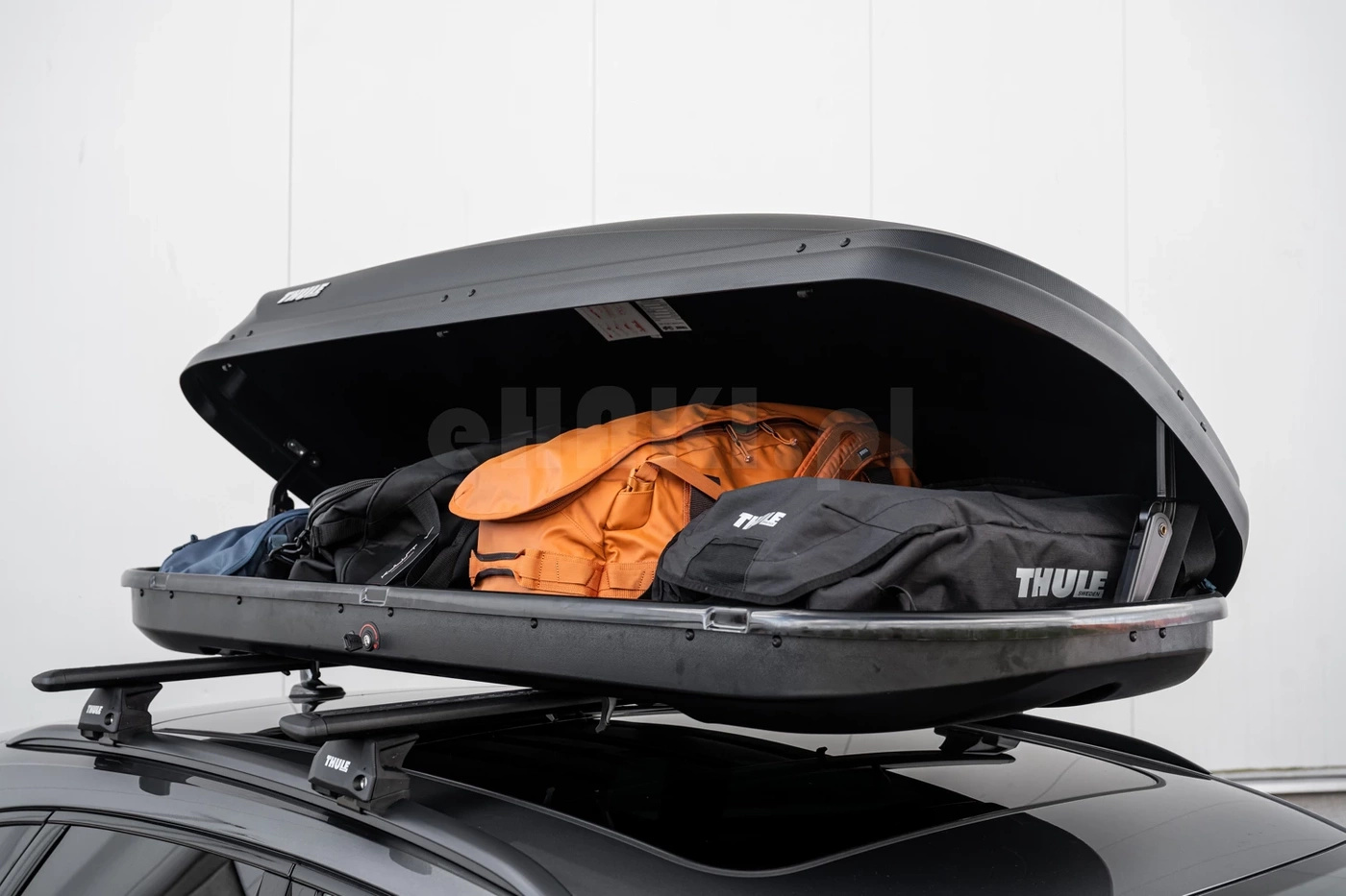 Box dachowy Thule Pacific 780 L Antracyt Aeroskin