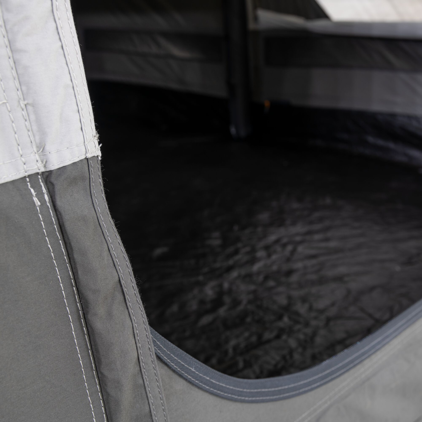 Nadmuchiwany namiot kempingowy dla 4 osób | Dometic Santorini FTK 4X8 TC | + Podłoga / Sypialnia wewnętrzna