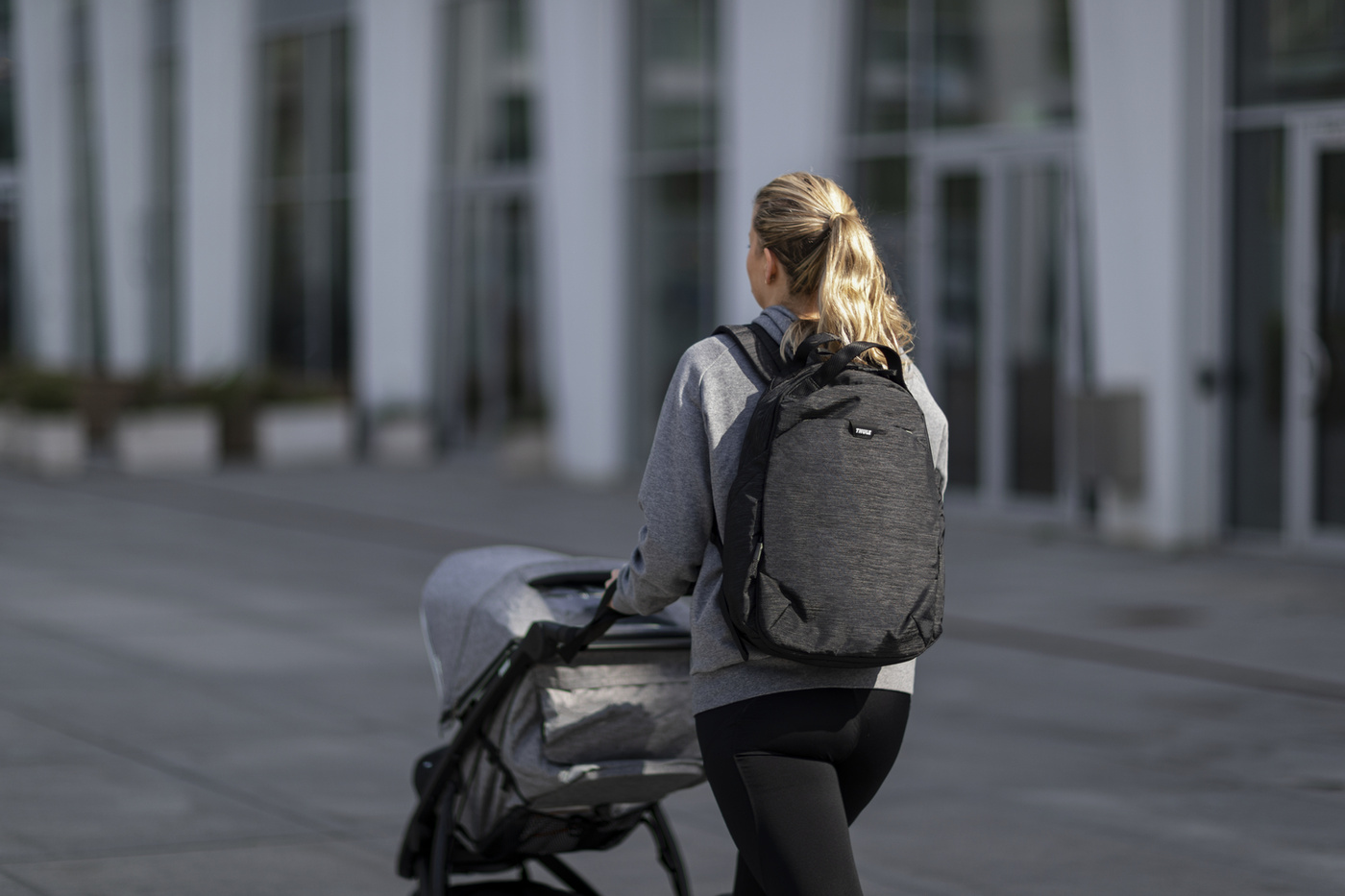 Thule Changing Backpack Black - plecak do przewijania | 11200360